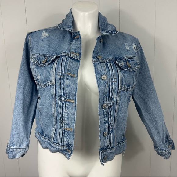 Old Navy Light Wash Distressed Denim Jean Jacket Women's Size L Petite Cotton - Picture 1 of 10